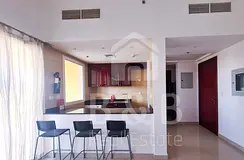 Rare - Big Type Amazing Furnished 1 Bedroom