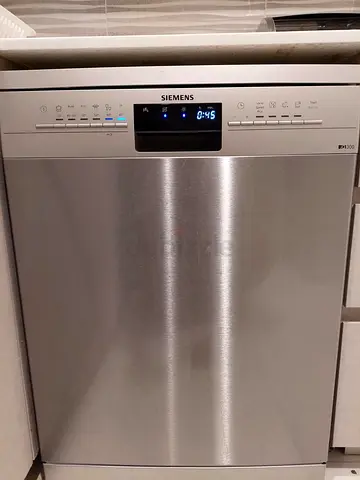 Siemens Free-Standing Dishwasher Silver SN23HI26MM