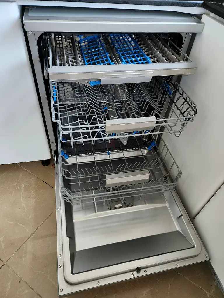 Dishwasher