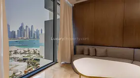 Upgraded | High Floor | Vacant On Transfer