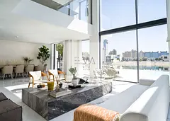 Custom Built | Signature Finishings | Modern Contemporary