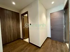 Spacious Lay Out |unfurnished | Vacant