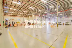 E-commerce | Located On Main Arterial Route