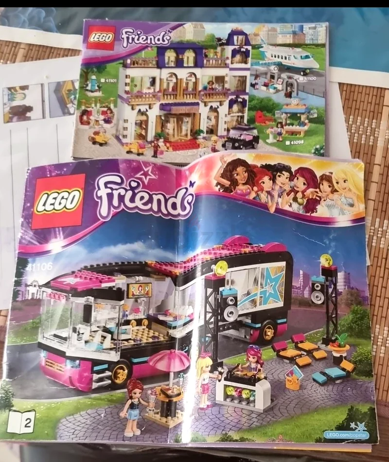 Lego - Friends Pop Star Tour Bus, figures  instruction book62863824598530112
