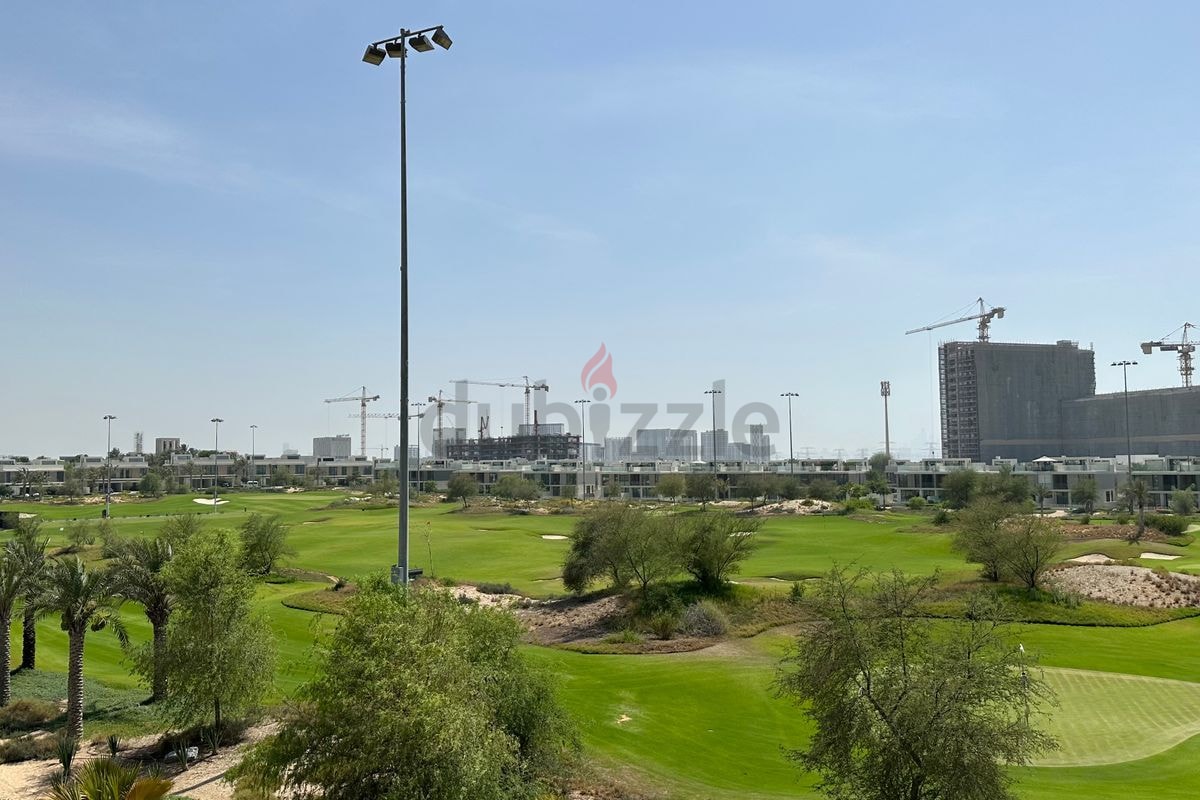 Full Golf Course View | Huge Plot | Invest Now