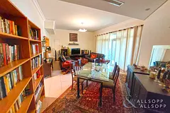 Low Floor | 2 Bedroom | Fantastic Location