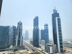 Brand New| Mid Floor| Vacant Ready To Move In