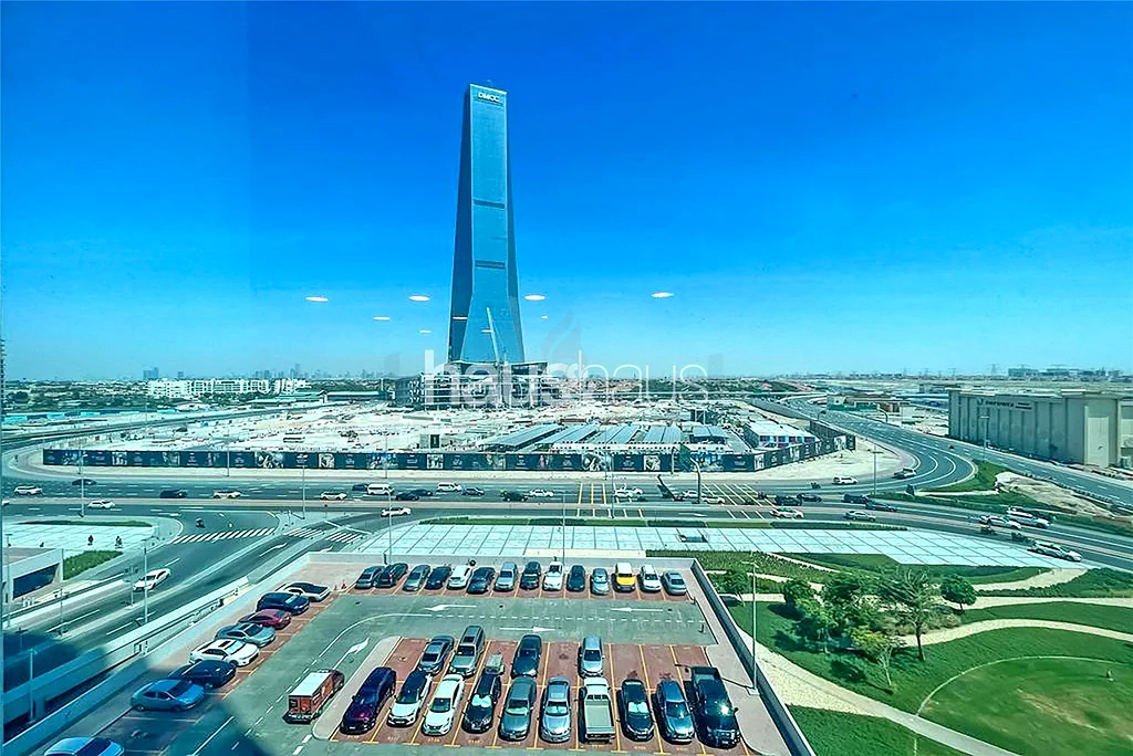 Uptown Jlt Views | High Quality Fit Out | Dmcc