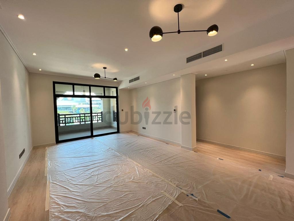 Fully Renovated 2 Bedroom Apartment