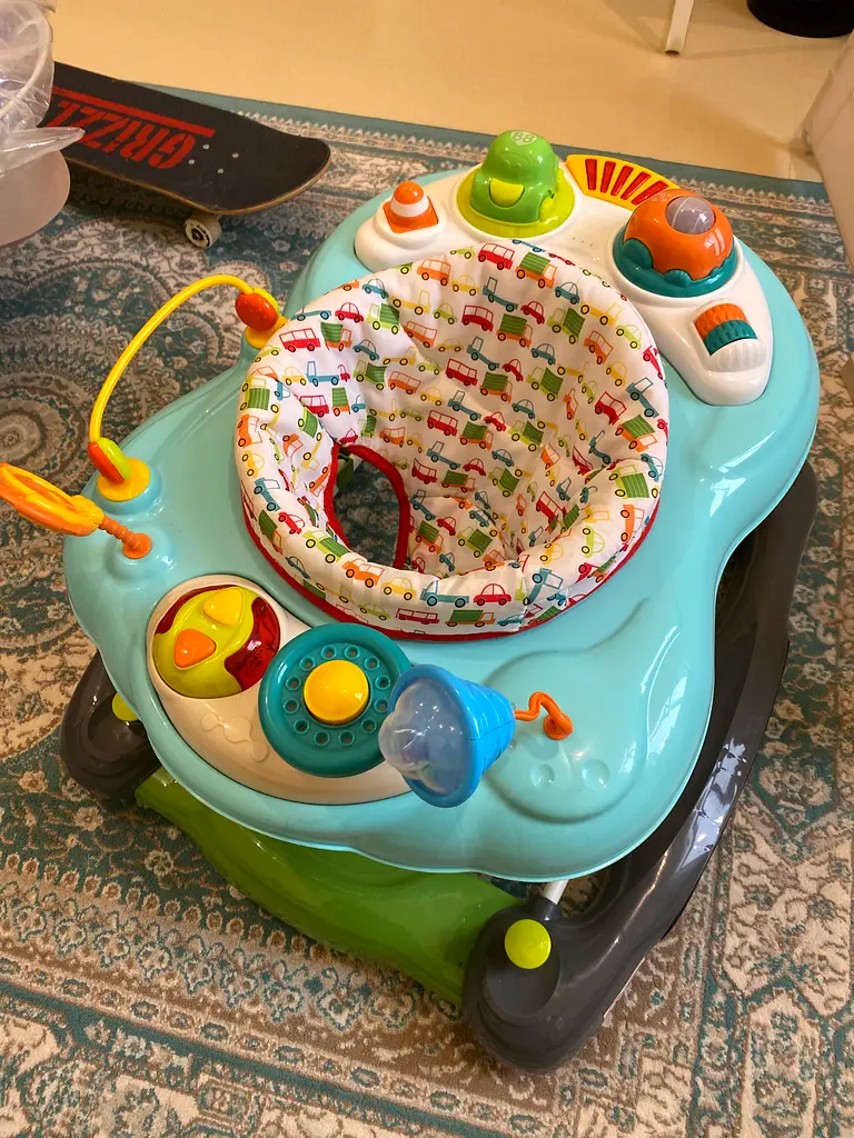 Baby walker63204254153217111