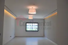 Golden Mile | Park View | 3 Bedroom