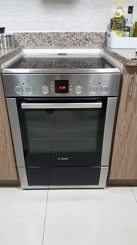 Bosch HCE 744350 R Electric Cooker with Electric oven FREE DELIVERY +WARRENTY