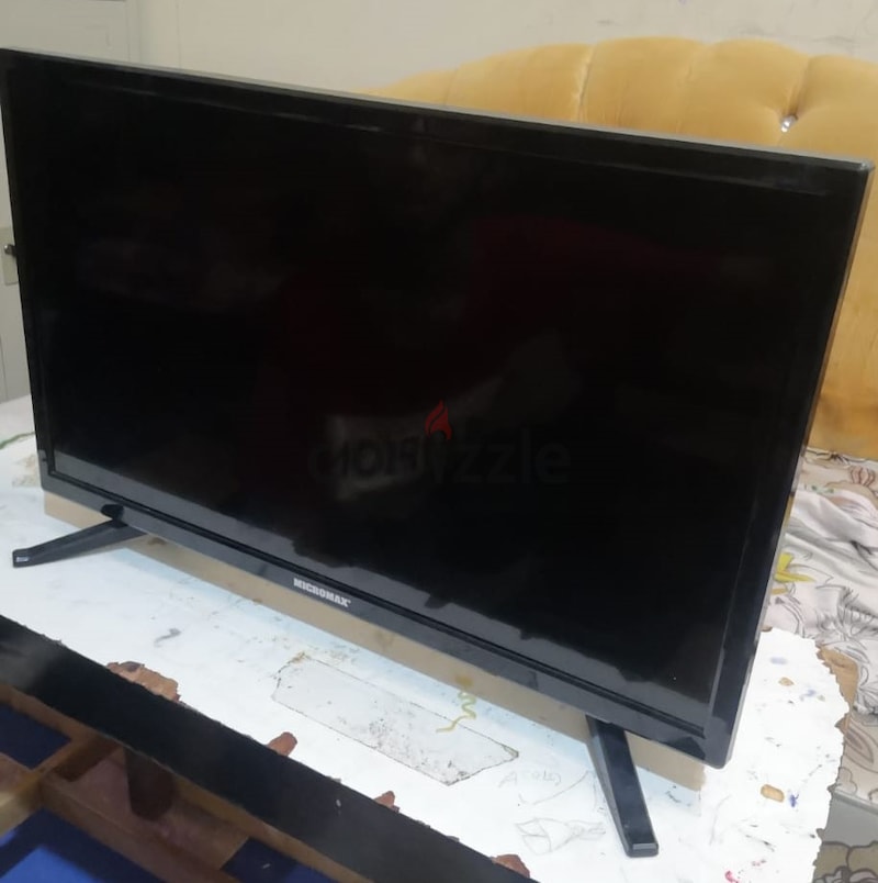 micromax monitor 24 inch