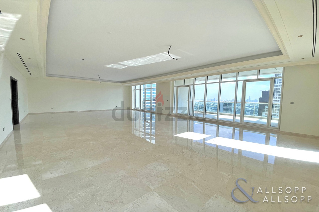Penthouse | 5 Bed + Maids | Lake View