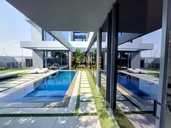 Prime Location|easy Payment Plan| Free Hold