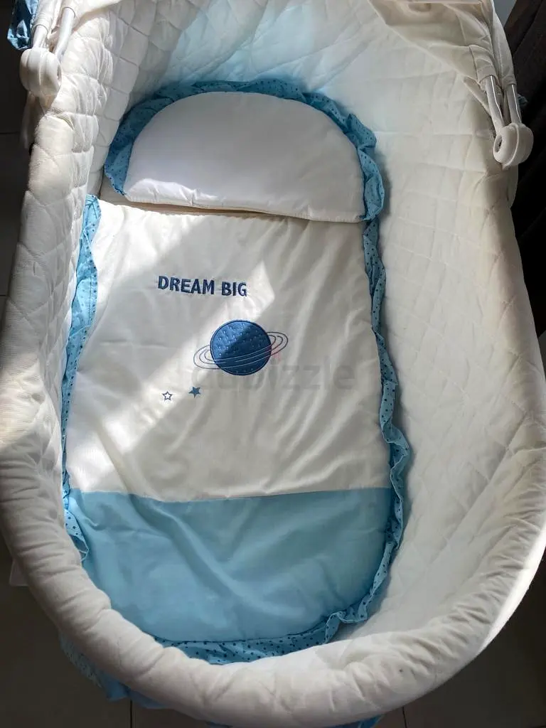 Baby swing cradle