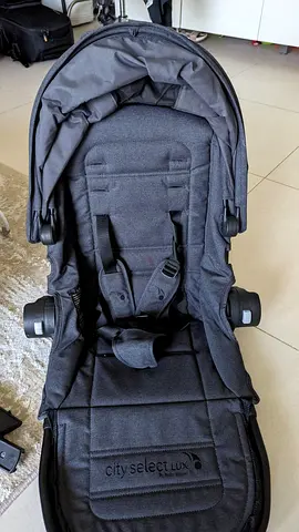 City lux stroller  top with adapters