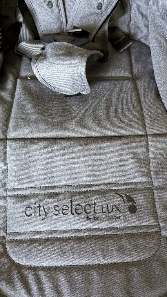 City lux stroller  top with adapters63206386309890112
