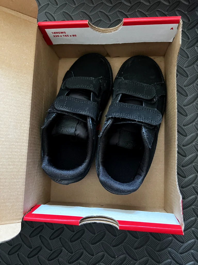 Kids shoes NIKE BLACK SUEDE US10.5C63239083297281112