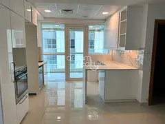 Fully Upgraded/golf Course View/kitchen Equipped/vacant