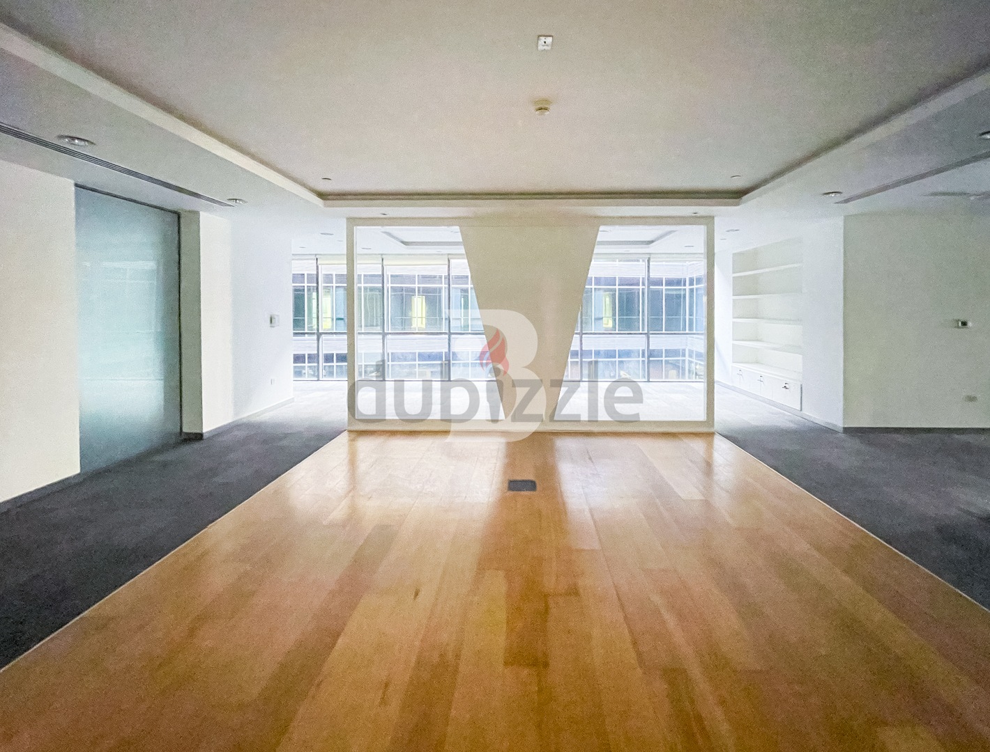 Fitted Full Floor | Partition | Prime Location