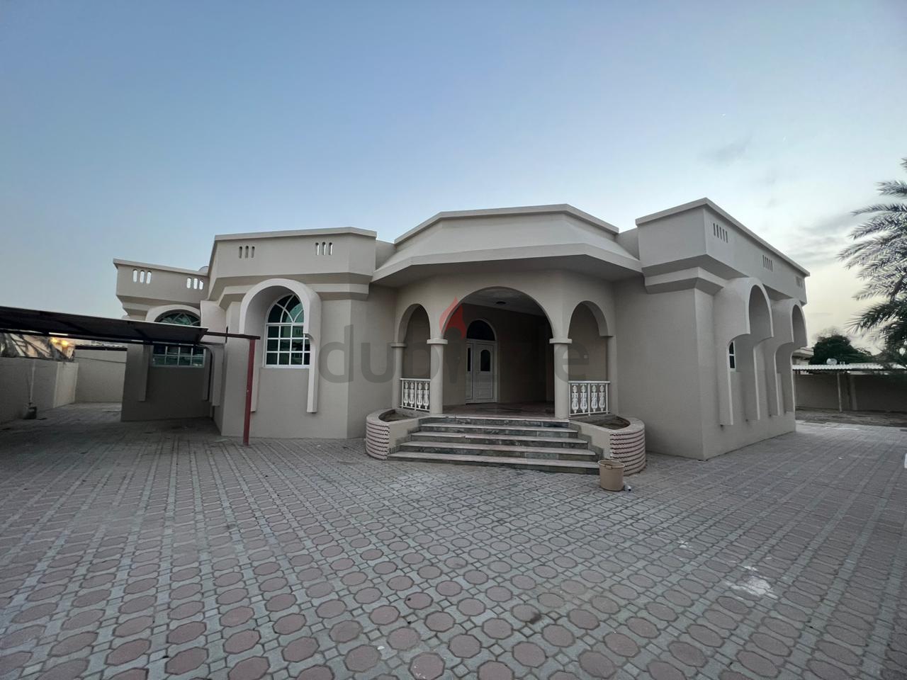 For Sale In Sharjah Al-ramaqiah, One-storey House