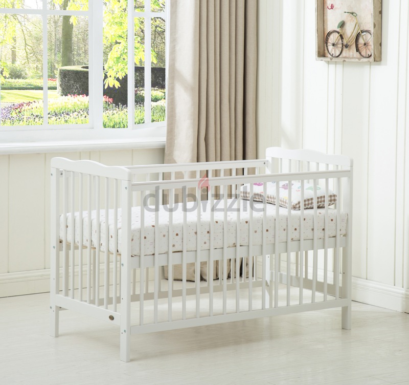 Baby hotsell bed babyshop