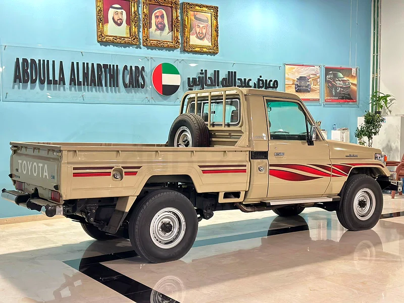 Toyota Land Cruiser Pickup 4500 TOYOTA LAND CRUISER PICK UP63141656782081112