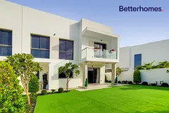 Upgraded Villa | Corner Unit | Single Row