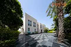 Modern Luxury Mansion | 9 Bed | Golf Course View