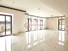 Exceptionally Renovated |stunning|vacant And Ready