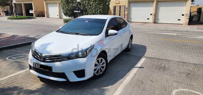 Toyota corolla fielder 2015