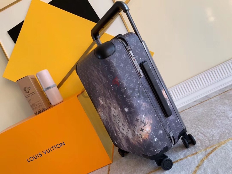 Louis Vuitton Horizon Luggage Limited Edition Monogram Galaxy