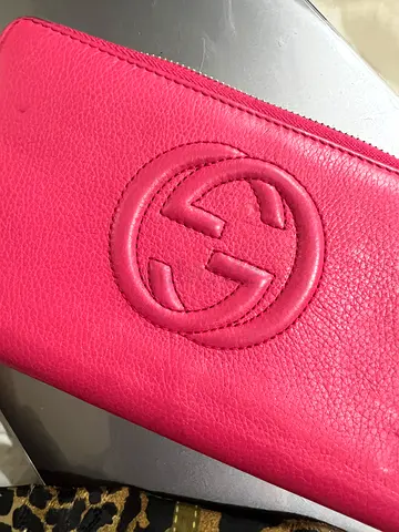 Gucci pink soho wallet authentic