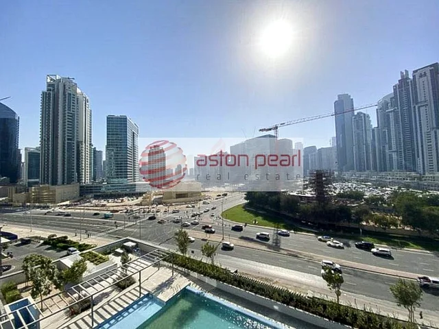 2br W/ Balcony |spacious Layout|direct Client Only