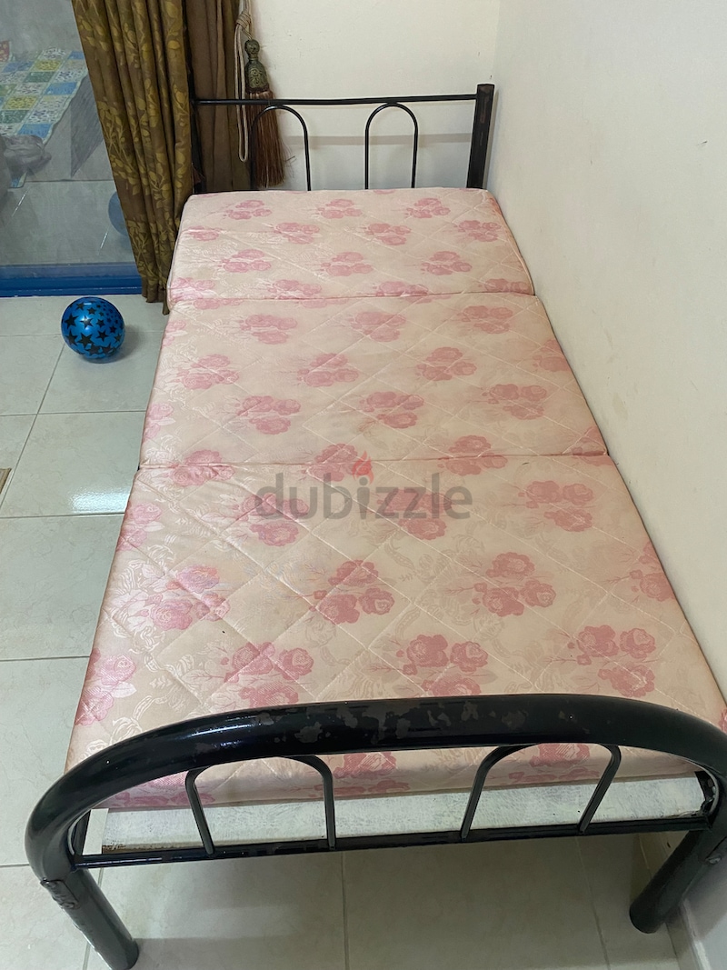 Double bed 2024 iron cot