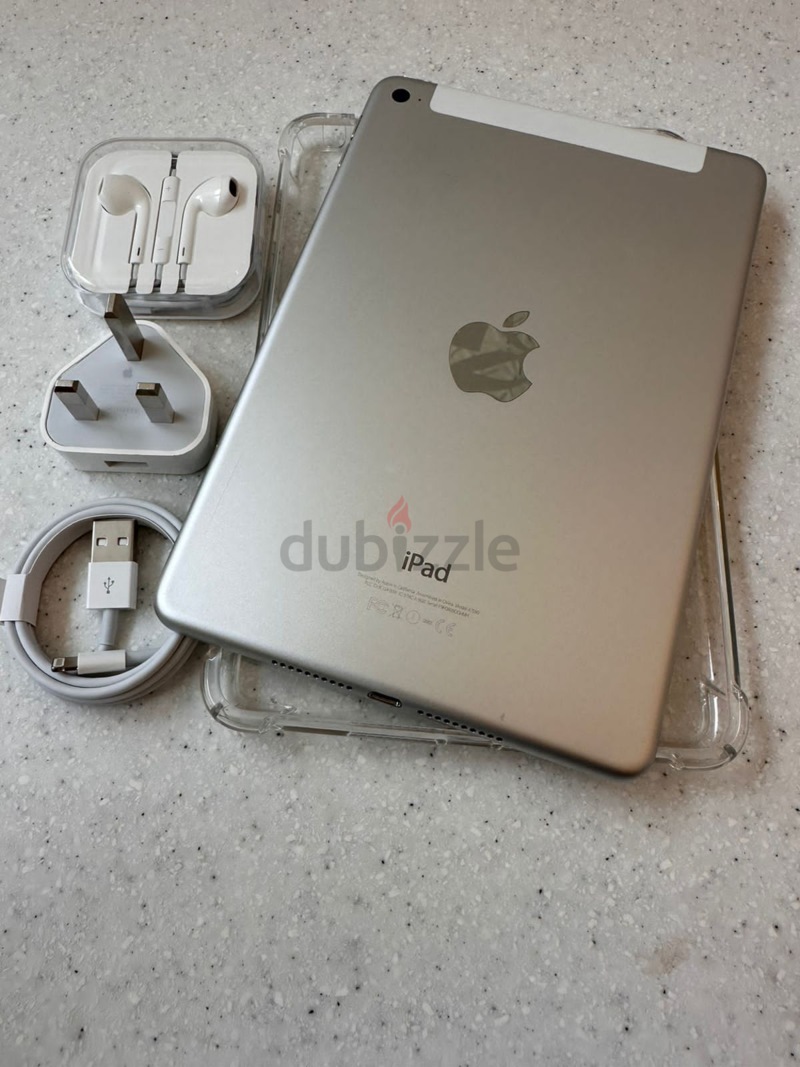 iPad Mini 4,16GB,Wifi Cellular, Silver With Case,Ea | dubizzle