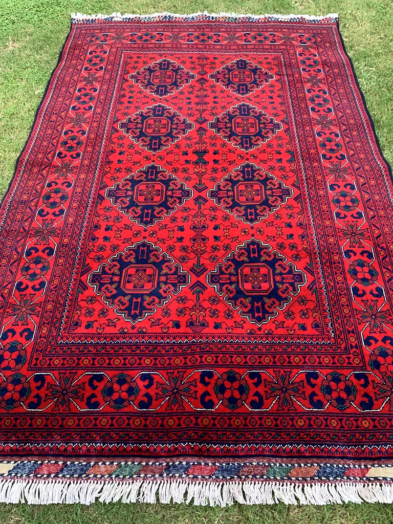 123 × 182 سم | سجادة تركمانية جميلة يدوية الصنع جديدة من نوع بيلجيك63182263362434112