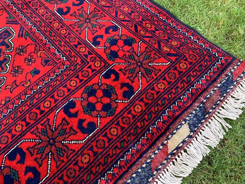123 × 182 سم | سجادة تركمانية جميلة يدوية الصنع جديدة من نوع بيلجيك63182263362434114
