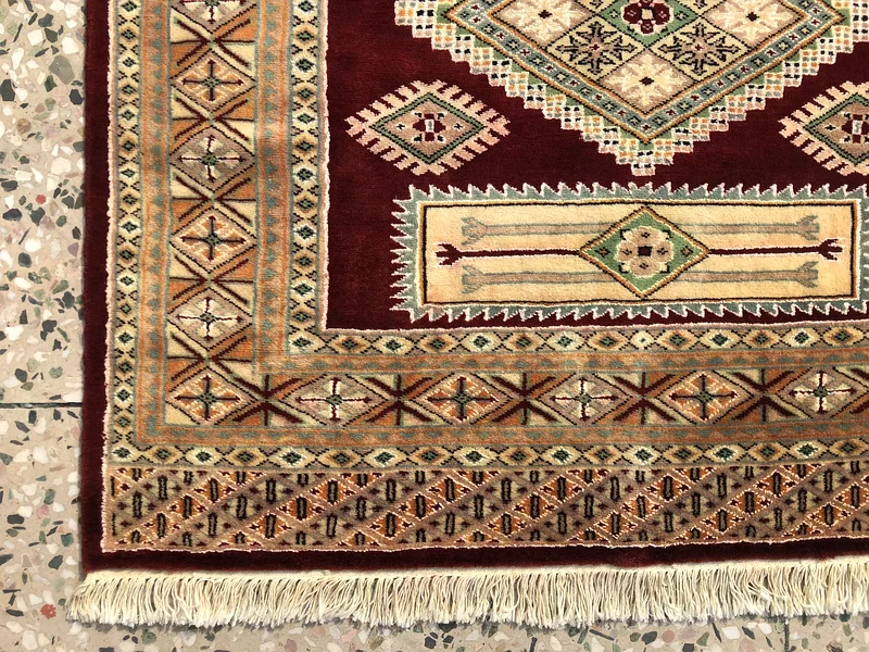 122 × 184 سم | سجادة كازاك يدوية الصنع جديدة ناعمة وفاخرة بلون كستنائي63185760931585112