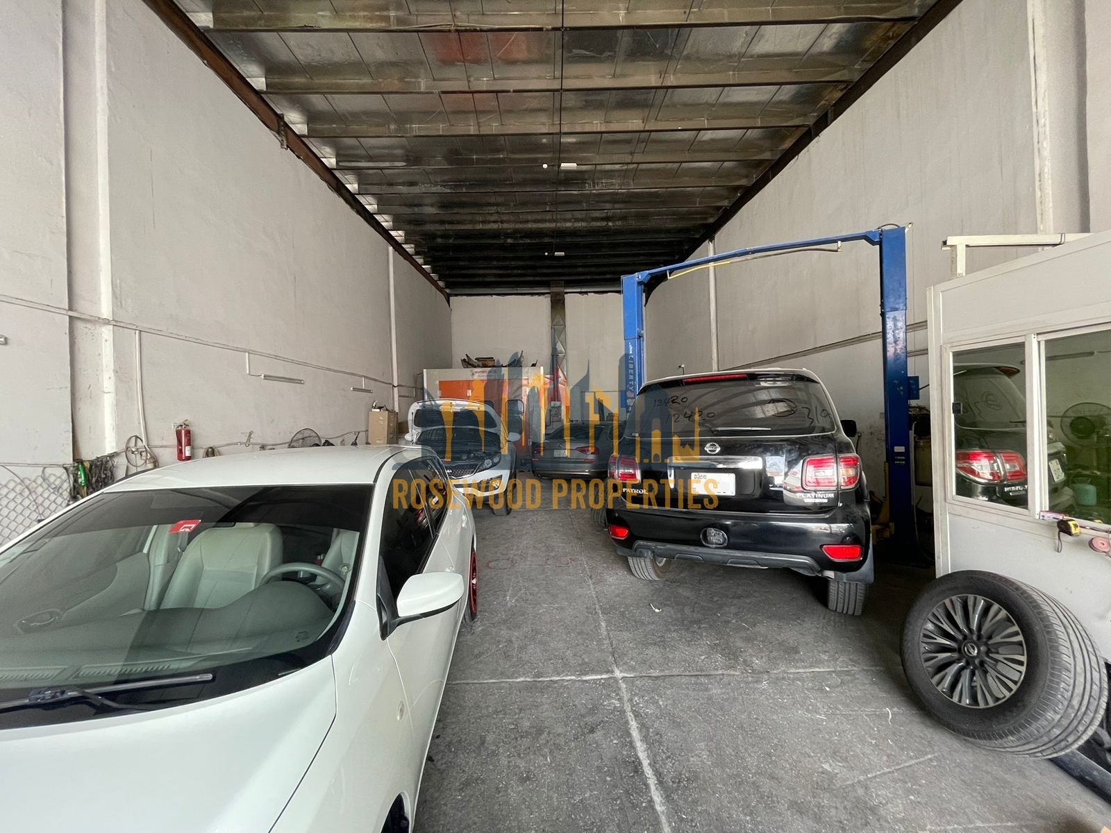 Operational Garage For Sale
