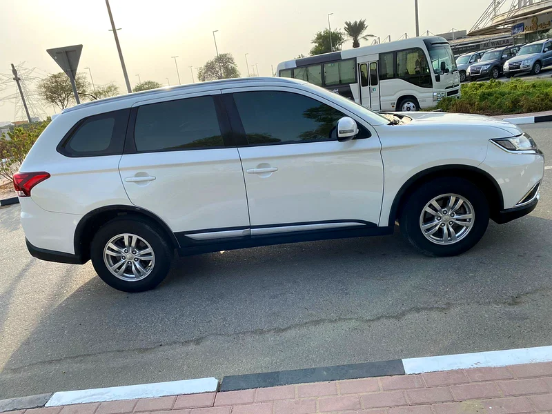 Mitsubishi Outlander 210663225309694979114