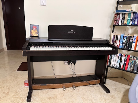 Yamaha clavinova store clp 152s