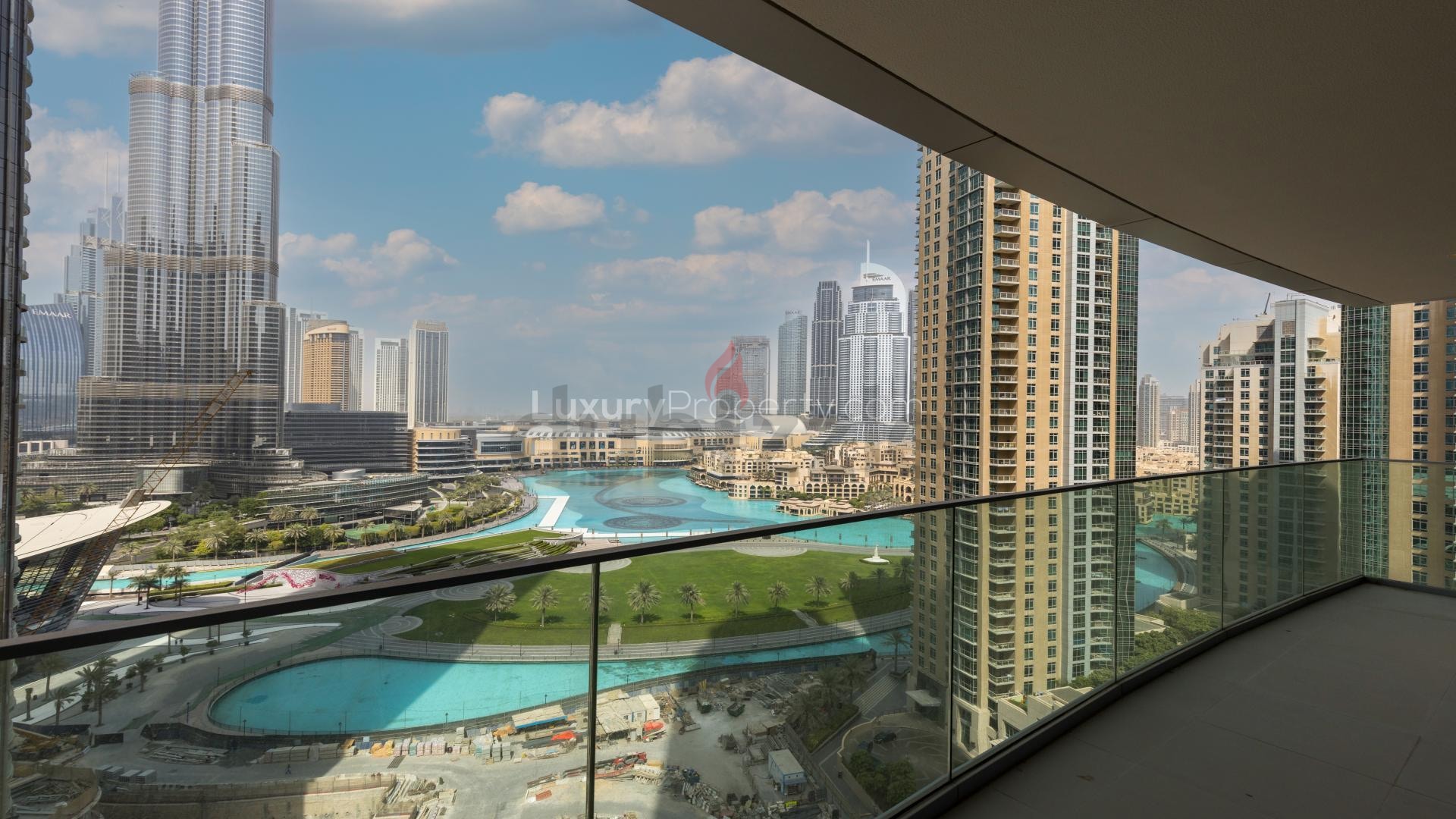 Large Layout | Burj Khalifa And Fountain Views