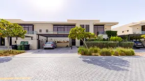 Vacant Now | Landscaped Garden