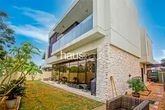 V3 | Single Row | Great Location | 5br + Maids