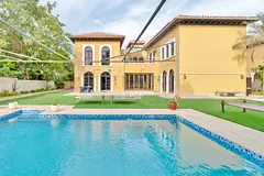 6bed + Pool | With Lift | Corner | Lovely Location | Furnished