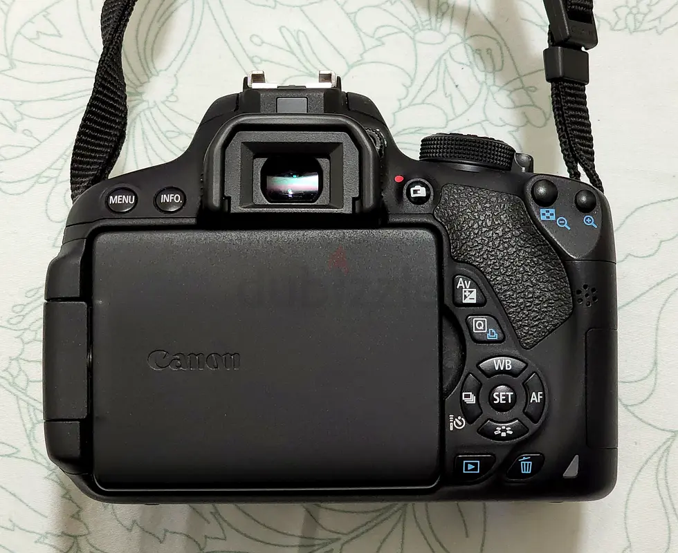 Canon 700D DSLR63235114380547114