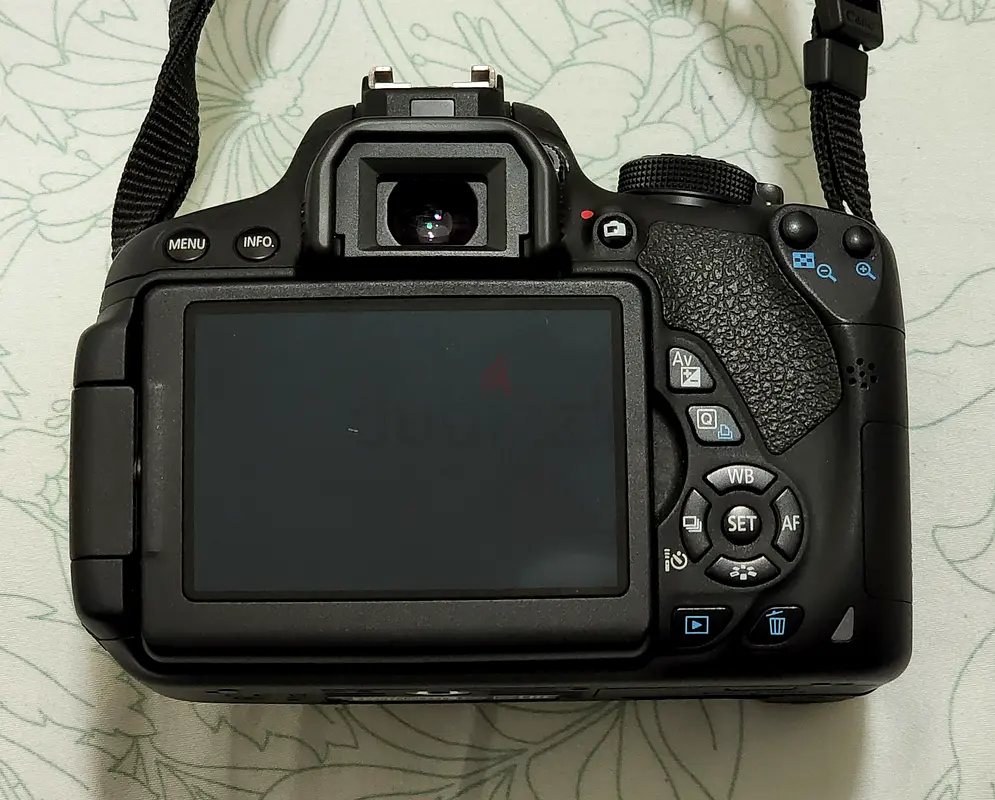 Canon 700D DSLR63235114380547115