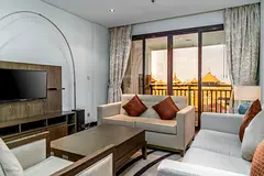 2 Bedroom Apartment I Fully Furnished I Palm View